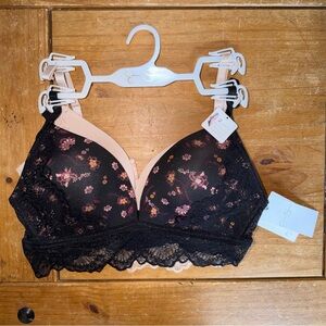 NWT Jessica Simpson  2-Pack Wirefree Bras